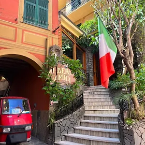 Hotel Degli Amici